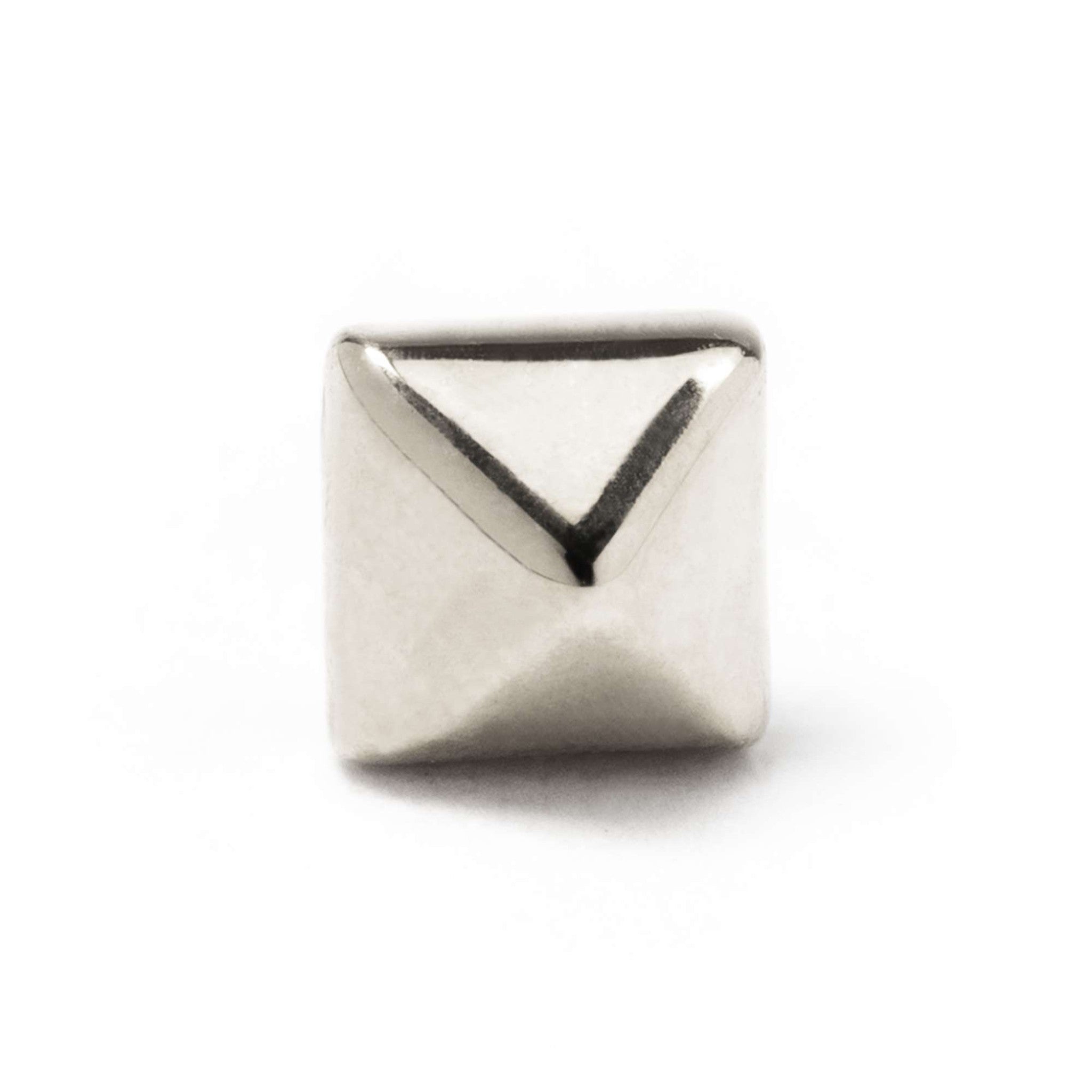 BVLA Square Pyramid White Gold
